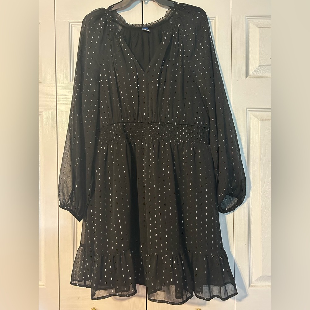 Old Navy Black & Silver Dress - Size Large
